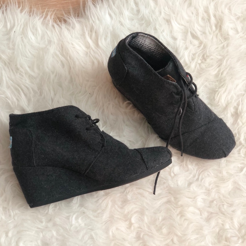 Toms Greyish black wedge shoes